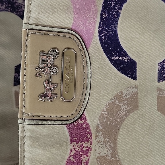 Coach Multicolor Signature Tote and Wallet Set - Picture 2 of 16